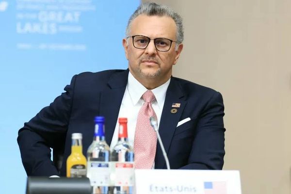 واشنطن تطالب بوقف إطلاق النار بالسودان بشكل فوري