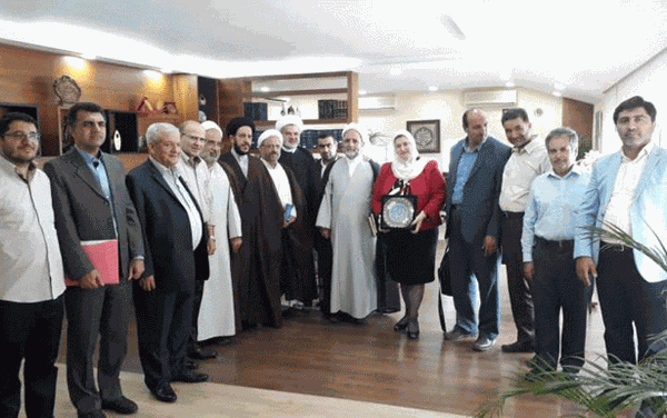 رئيسة «الإسلاميّة» التقت
وفداً من جامعة طهران