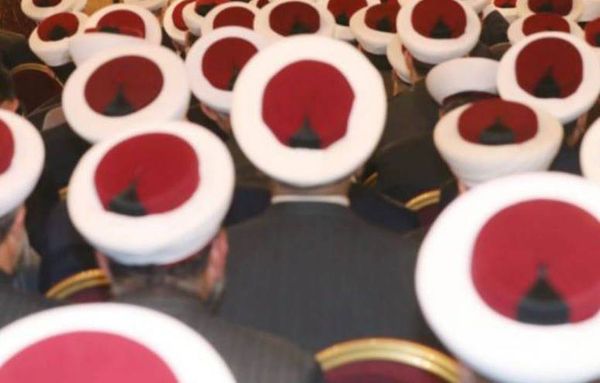 مرجعيّة السنة السياسيّة بين ميقاتي وكرامي:
من يمسك بمرجعيّة طرابلس يمسك بمرجعيّة السنة؟