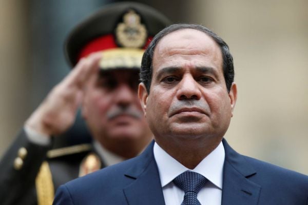 السيسي يصدر قرارا بشأن السودانيين في مصر
