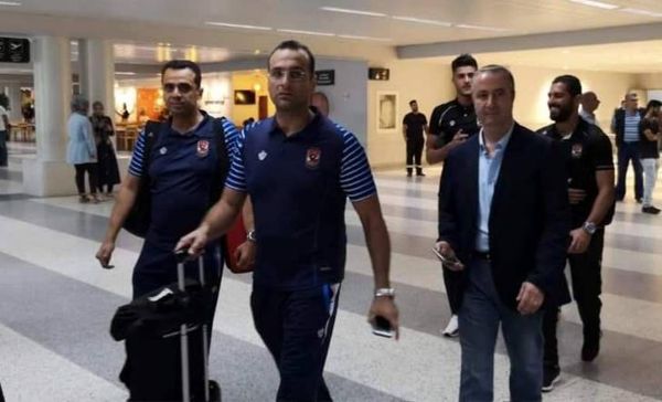 وصول الاهلي المصري الى بيروت لمواجهة النجمة