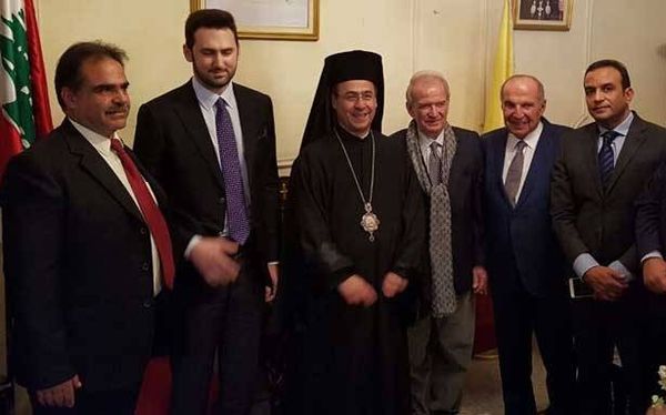 تيمور جنبلاط زار مطراني صيدا