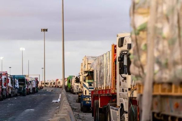 حماس تطالب باستحقاقات وقف الحرب...و200 منظمة تدعو لإغاثة غزة