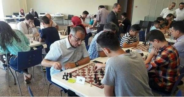 بطولة لبنان للفئات العمرية
ذكوراً وإناثاً في الشطرنج