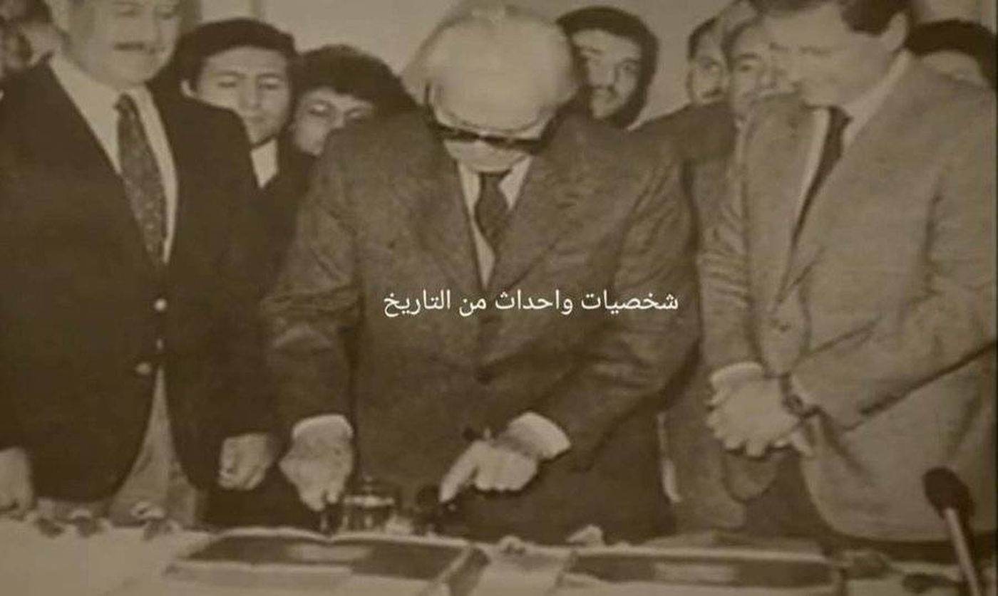 صورة نادرة للرئيس الراحل كميل شمعون وهو يحتفل بعيد ميلاده
