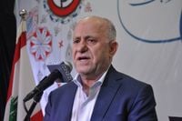 قبلان يتفقد مراكز النزوح في راشيا