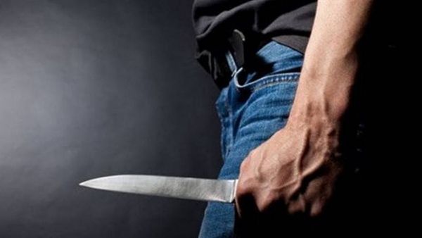 في الرملة البيضاء.. سرق هاتف ابن الـ15 بواسطة آلة حادة وهذا كان مصيره!
