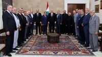عون: إجراءات للحد من تداعيات الأزمات العالمية والإقليمية على القطاع الزراعي