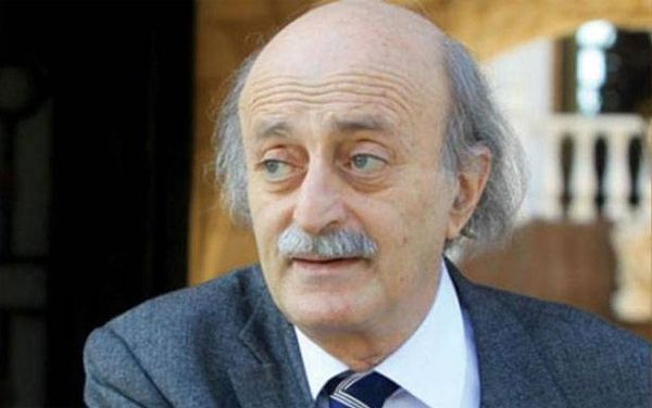 جنبلاط : قطاع الكهرباء في يـد إدارة مبتورة تُعرّض البلاد للإنهيار
