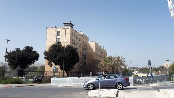 رئاسة الوزراء الإسرائيلية: الإفراج عن الأسرى اللبنانيين نتيجة تقدم في البحث عن جثث إسرائيليين قتلوا بلبنان في ثمانينات القرن الماضي.