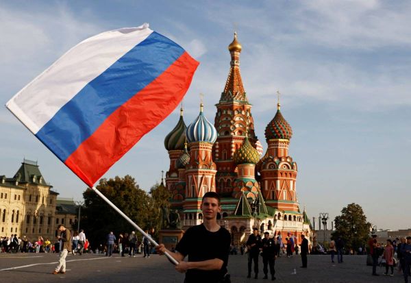 روسيا: زيلينسكي لا يملك فرصة لإعادة انتخابه