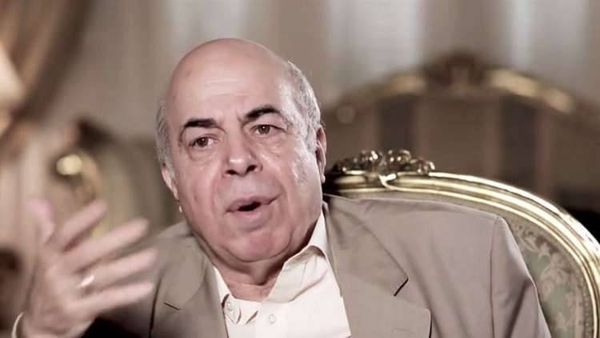 فيسبوك يحظر مفكرا مصريا بسبب "صحيح البخاري"