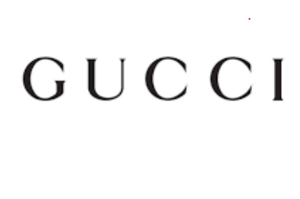 حذاء من "GUCCI" يثير التفاعل.. والسبب!