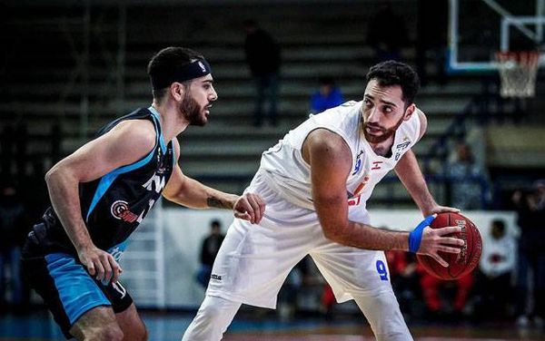 إدارة الشانفيل غير راضية على أداء فريقها