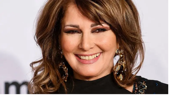 آثار الحكيم تكشف سبب اعتزالها الفن