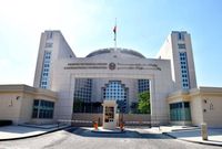 الإمارات تعيد سفيرها إلى إيران