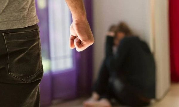 التجمع الطبي: لتعديل قانون خفض أحكام مرتكبي العنف الأسري