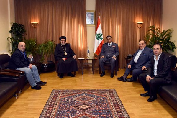 عثمان عرض للتطورات مع كورية ووفد من مطرانية السريان
