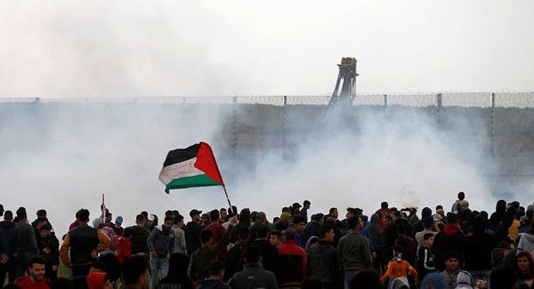 غزة... استعدادات للمشاركة في جمعة "الوفاء للشهداء" بمسيرات العودة