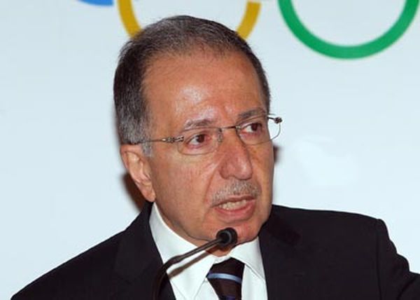 

«المايسترو» الذي تدرّج من لاعب الى رأس الهرم الأولمبي والمخطّط البارع منذ أربعين عاماً
نجاحات كبيرة محلياً وعربياً ودولياً... غسان قزيحة: جان همّام صمّام أمان الرياضة اللبنانيّة 