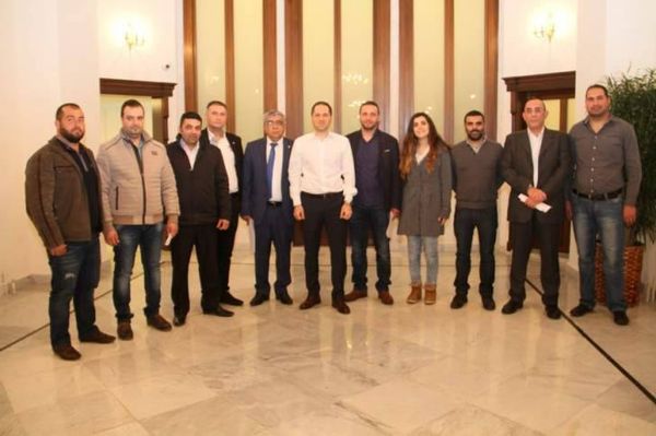 سامي الجميل يستقبل وفداً من الجنوب لبحث موضوع المبعدين الى اسرائيل