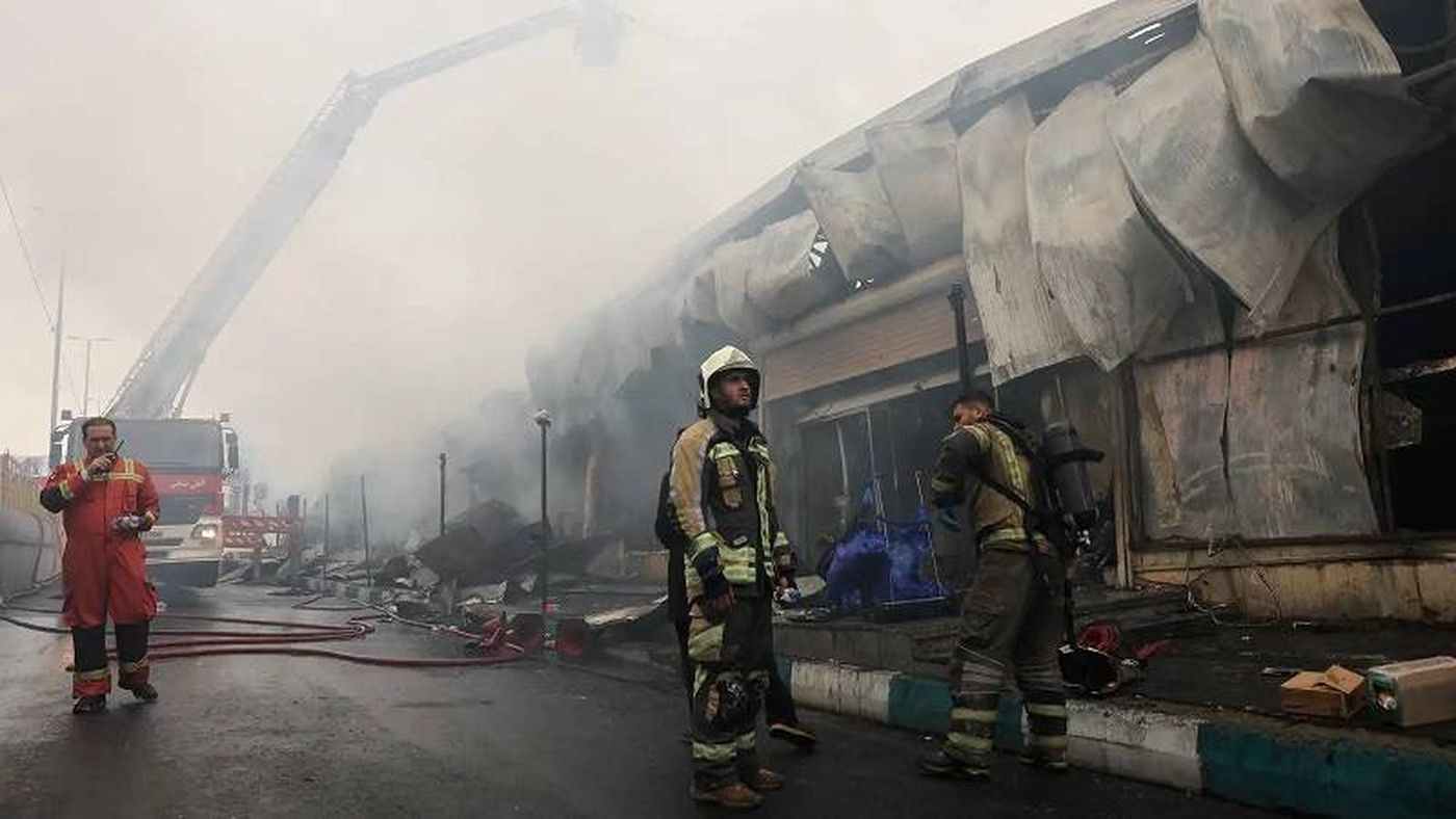 إصابات جراء حريق واسع في مصنع لإنتاج الولاعات جنوب طهران