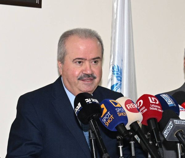 اجتماعان لوزارة المال: تحسين التحصيل الضريبي وخطط للخروج من اللائحة الرمادية