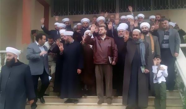 باسيل يُهدّد سلام ويُثير النعرة المسيحيّة للتمسّك بـ «الطاقة» ...
السفير الأميركي يُغادر السعوديّة وهو مع حكومة جامعة تضمّ حزب الله ...
الى متى يبقى سليمان وسلام مكتوفَي الأيدي ولا يُشكّلان الحكومة ؟