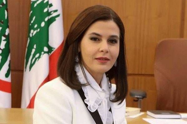 بالصورة: ماذا أهدت ستريدا جعجع للحريري؟