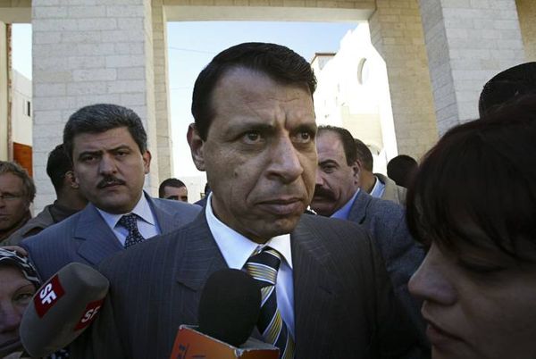 إعرف هذه الاسرار الخطيرة عن محمد دحلان تكشف للمرة الأولى