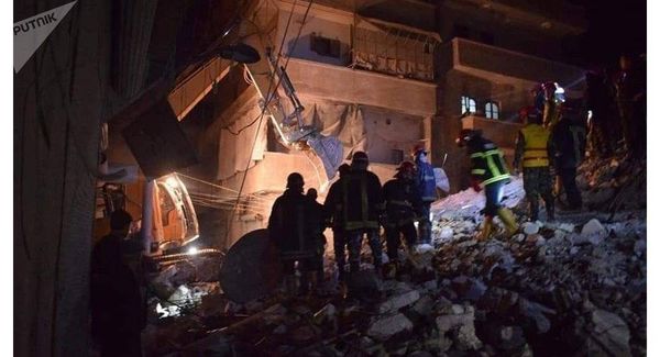 نهاية مأساوية... وفاة عائلتين تحت أنقاض مبنى بحلب.. ومخاوف من انهيارات أخرى