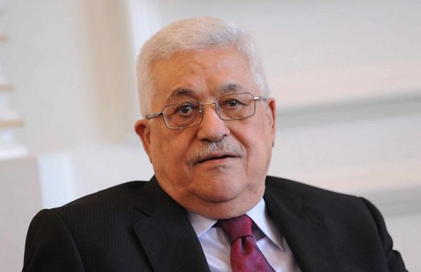 الرئيس الفلسطيني محمود عباس يكلف رامي الحمدالله بتأليف حكومة توافق وطني