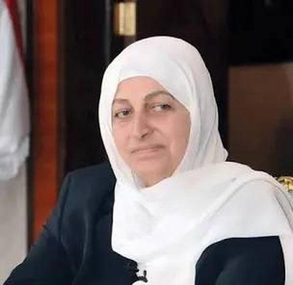 شؤون عمالية في لقاءات بهية الحريري