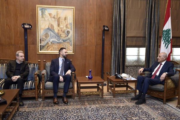 التقى تيمور جنبلاط ووزير الصحّة في زيارة تعارفيّة
بري أبرق مُهنئاً للخامنئي وبزشكيان
بذكرى إنتصار الثورة الإسلاميّة الإيرانيّة