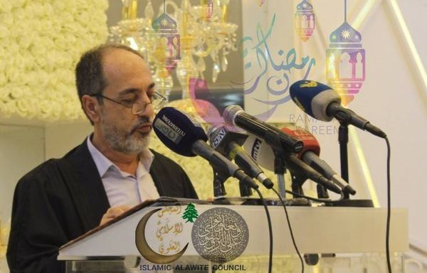 عصفور عزى وهاب باسم المجلس الإسلامي العلوي