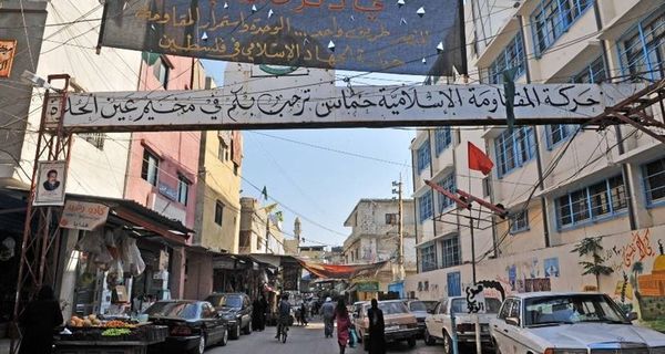 تحديات السيطرة على السلاح في المخيمات الفلسطينية