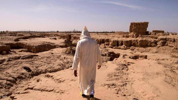 الجفاف يستنزف خزانات المياه ويعصف بالمزارعين في المغرب