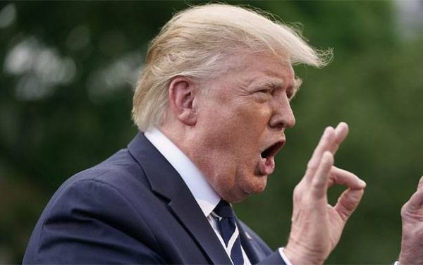 ترامب يندد بـ«غباء» ماكرون.. ردّ بالمثل !