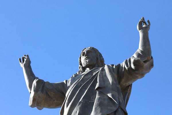 سوريا تحتضن أكبر تمثال للسيد المسيح (عليه السلام) في العالم العربي
