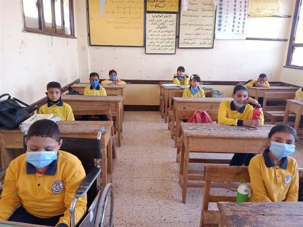 ستة مطالب رفعها المتعاقدون قبل العودة إلى التدريس الحضوري