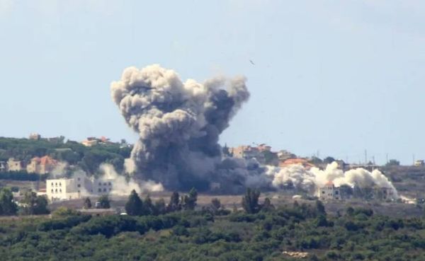 «إسرائيل» تعيد تموضع قواتها جنوبًا... فماذا تخفي خلف خطواتها؟