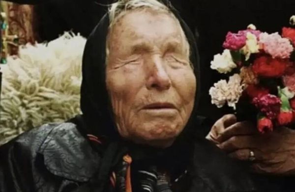 توقعات فانغا لعام 2026 تعود للواجهة