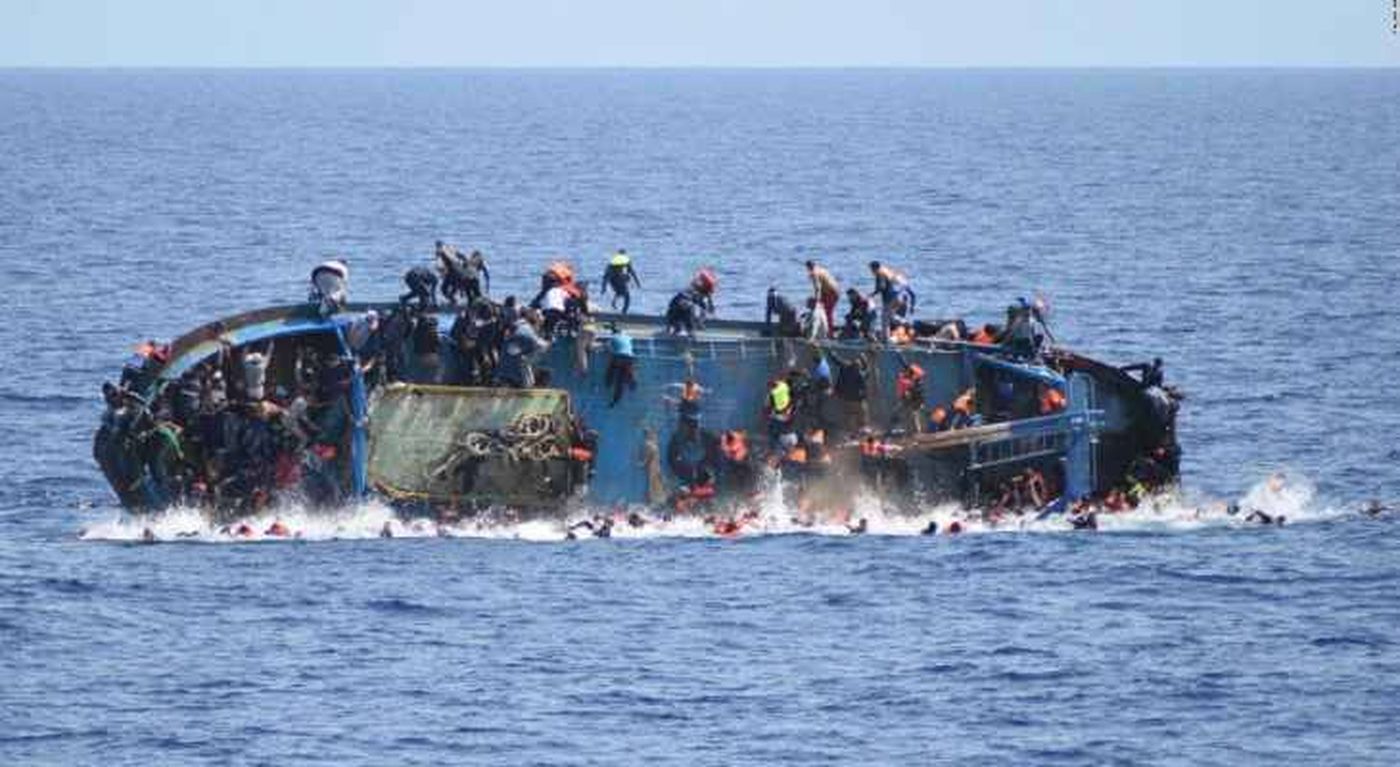 فقدان 20 شخصاً على الأقل من طالبي اللجوء إثر غرق قاربهم قبالة السواحل التونسية
