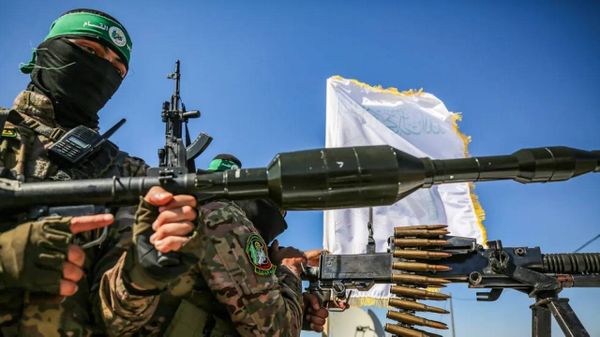 نيويورك تايمز: حماس تعيد بناء قوتها في غزة بعد انسحاب 