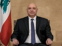 الرئيس عون يهنّئ الأمين العام الجديد لجامعة الدول العربية