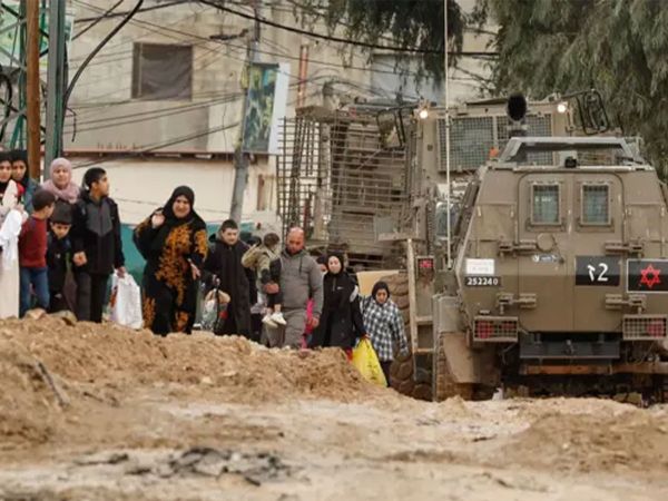 يديعوت أحرنوت عن مسؤول أمني إسرائيلي: الوضع في الضفة الغربية متوتر وقد ينفجر في أي لحظة