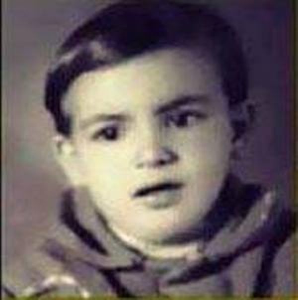 صور نادرة للسيد حسن نصر الله!