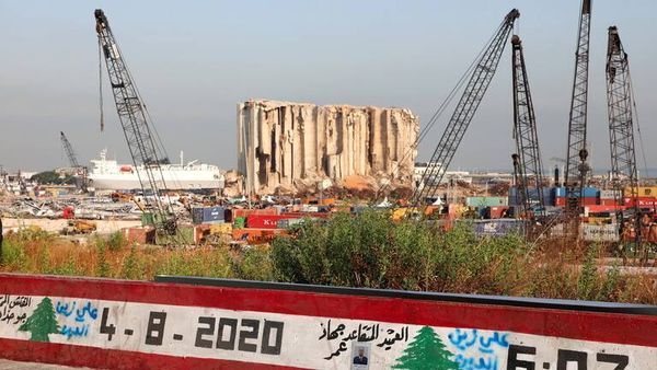 اللبنانيون يحيون الذكرى الأولى لانفجار المرفأ ...وفرنسا تستضيف مؤتمرا لدعم لبنان