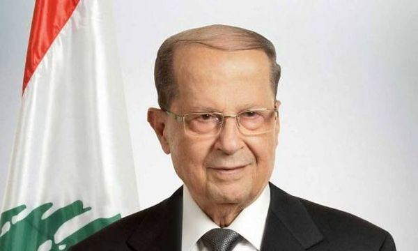 نفتخر بصمود عون