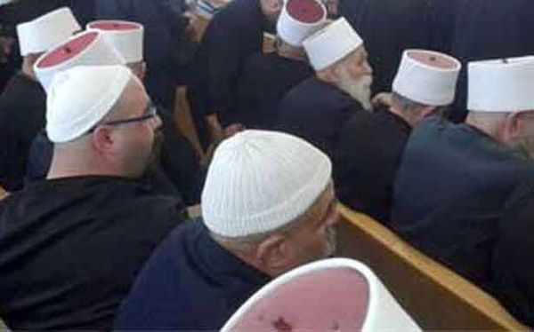 إجتماع عند الشيخ امين العريضي
أنهى اشكالات «الديموقراطي» و«التوحيد»